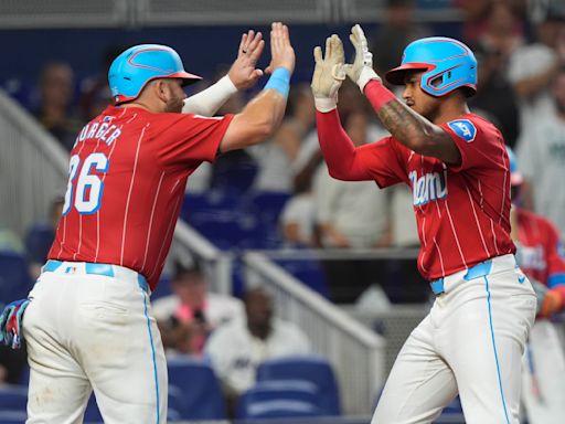 Dane Myers' 2-run homer in 7th inning lifts Marlins past White Sox in matchup of MLB's worst teams