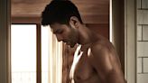 Kartik Aaryan raises temperature on internet with his shirtless pic flaunting ripped body