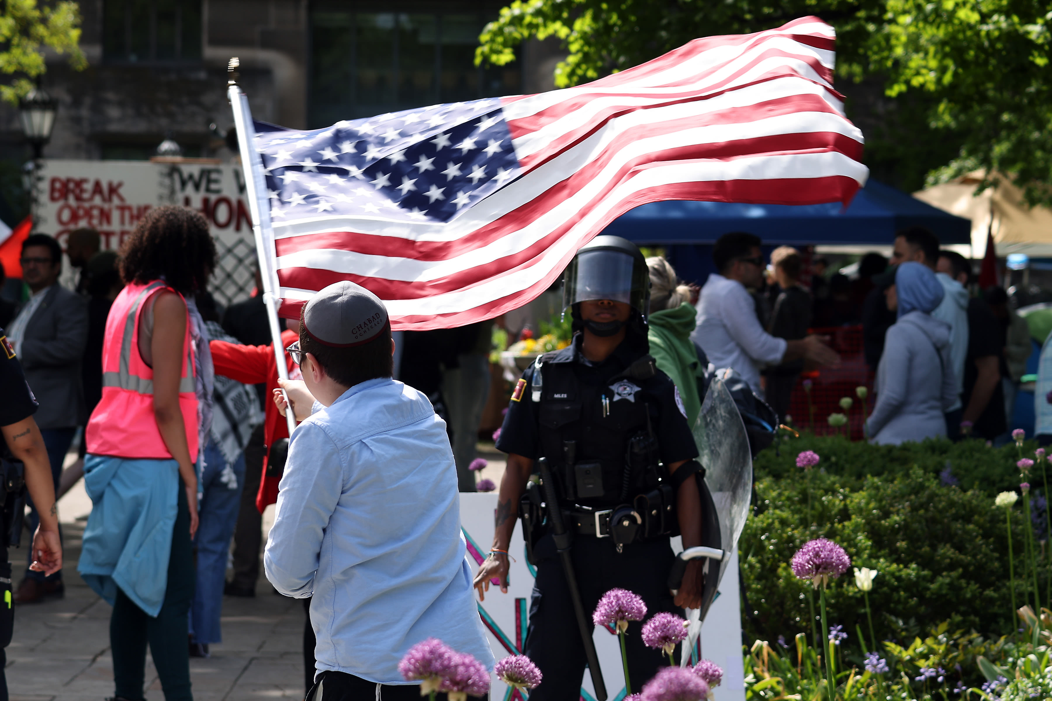 University of Chicago prepares to ‘intervene’ to remove pro-Palestine encampment from campus