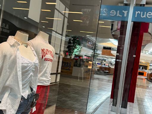 Clothing retailer Rue21 files for bankruptcy, will close all of its stores