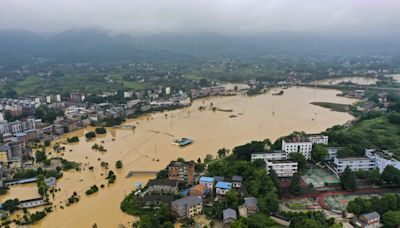 重慶暴雨引發山崩 祖孫3人被埋…三峽大壩洩洪、15條河超警戒