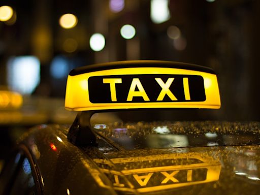 London woman arrested after refusing to prepay fare and pepper spraying her taxi driver