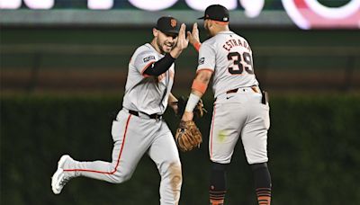 Giants come out on top in drama-filled game at Wrigley Field