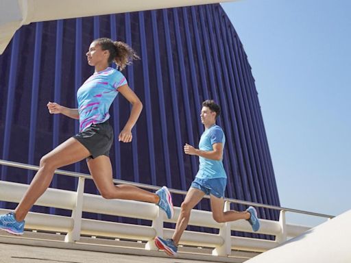 Por qué debes utilizar una camiseta técnica para correr: 4 ventajas que cambiarán tus salidas