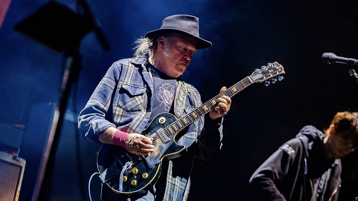 Neil Young and Crazy Horse Announce 2024 Tour [Updated]