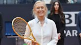 Tennis great Martina Navratilova tweets that she is ‘all clear’ after cancer treatment