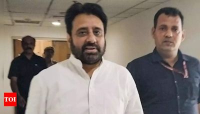 Delhi Waqf Board case: Court extends AAP MLA Amanatullah Khan's judicial custody till October 7 | Delhi News - Times of India