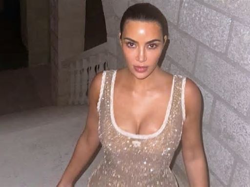 Kim Kardashian ricopre la figlia North West di Swarovski, che lusso esagerato!