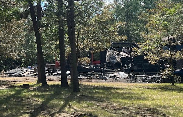 Former Wisconsin pastor and 5 family members die in early Sunday morning house fire in Juneau County