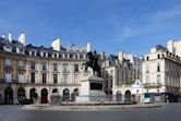 Place des Victoires