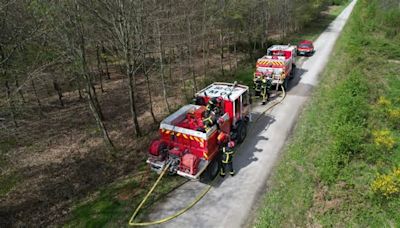 Les pompiers en formation dans la lutte contre les feux de forêts à Crécy-en-Ponthieu