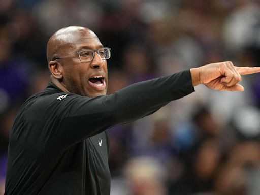 NBA Coach Rankings Find Mike Brown in Surprising Spot