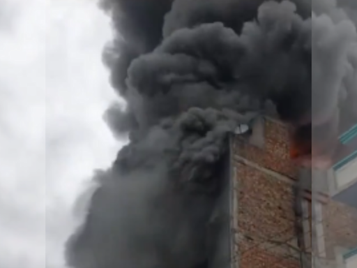 Massive Fire Breaks Out In A Factory In Delhi's Narela Industrial Area-VISUALS