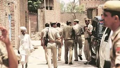 Extortion at UP-Bihar border: Absconding SHO held in Gorakhpur, 4 accused still at large