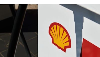 Shell Sees Up to $2 Billion Writedown After Biofuels Delay