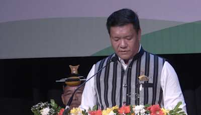 Pema Khandu takes oath as chief minister of Arunachal Pradesh - Times of India