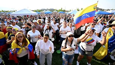 Venezuelans in Utah gathered as election results came in, hoping for change