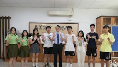 大學申請入學放榜 桃園武陵高中345位學生上榜 - 生活