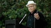 In His Final Moments, Norman Lear’s Family Sang His Sitcoms’ Theme Songs