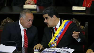 Venezuela les negó el permiso para salir del país a los opositores refugiados en la embajada argentina