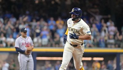 Braves Fall Apart After Getting Early Lead in Opener vs. Brewers