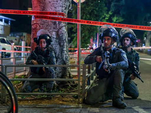 'Active shooting on the Boulevard. Stay inside': 30 seconds away from a terror attack in Jaffa