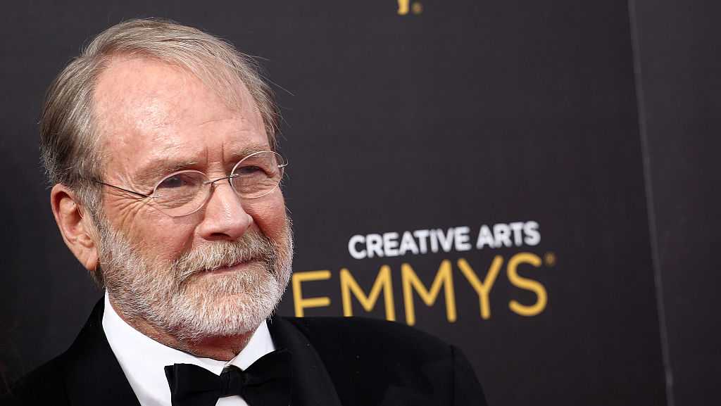 Martin Mull, beloved comedic actor who starred in 'Roseanne,' 'Arrested Development,' dies at 80