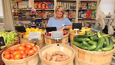 Oyster Bay's People Loving People food pantry offers English language classes, child care