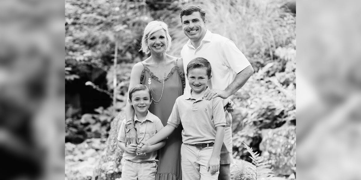 Funeral arrangements announced for Roswell family killed in plane crash