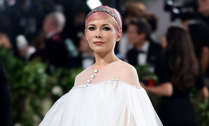 Michelle Williams Debuts New Bright Pink Hair on Met Gala 2024 Red Carpet!