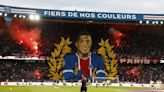 Controvertida despedida a Mbappé en el PSG: la reprobación que también sufrió Messi, el homenaje de los ultras y su gesto en el gol
