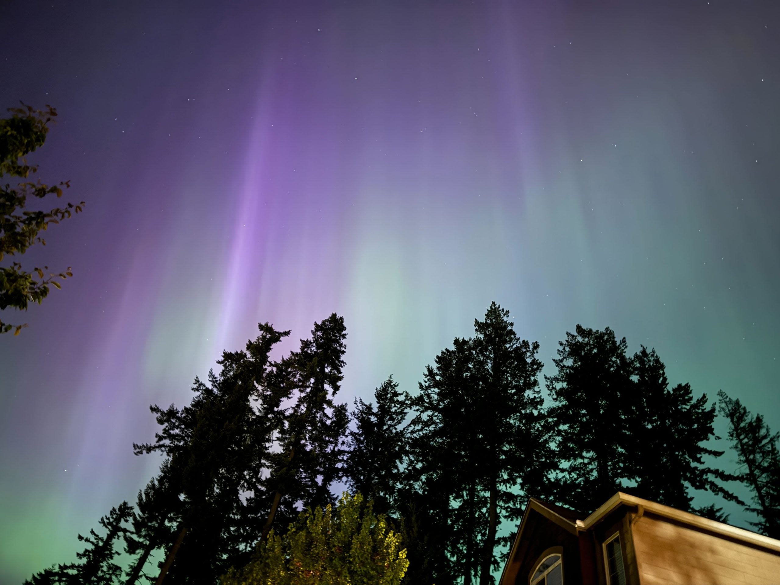 Another 'severe and extreme' geomagnetic storm Sunday could bring Northern Lights as far south as Alabama