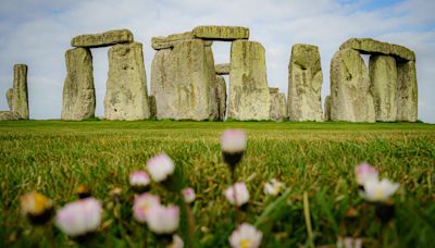 Unesco proposes adding Stonehenge to world heritage ‘danger list’