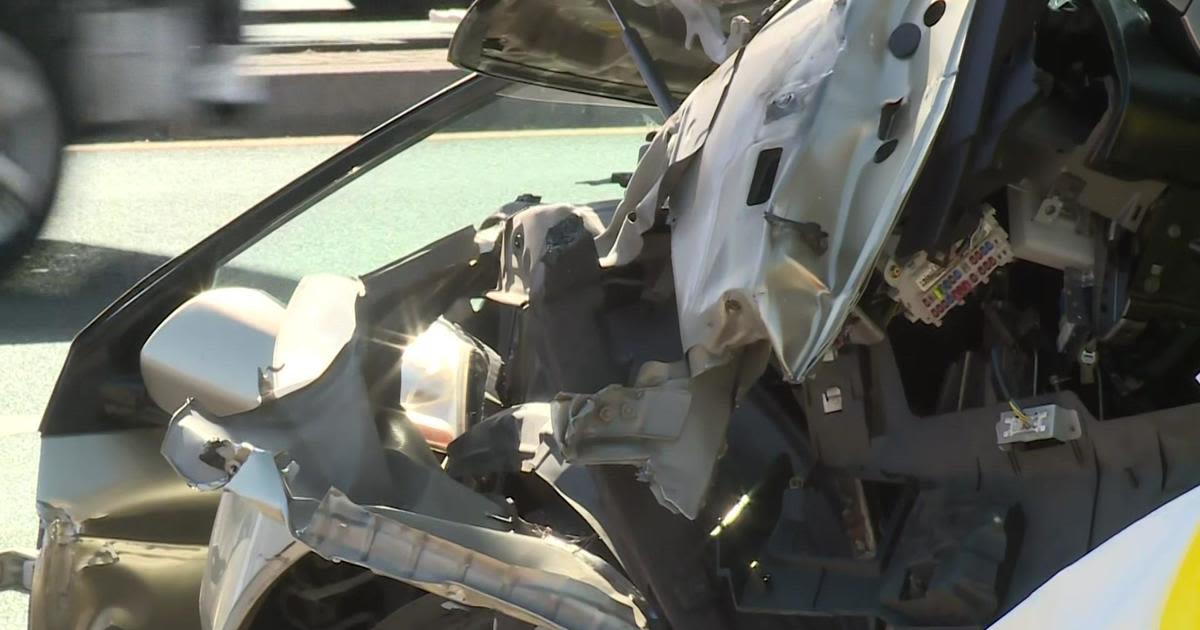 Deadly Arden Arcade crash caused by red light runner, officers say