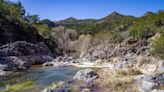 Fossil Creek 2024: Permits, parking and hiking at Arizona's beloved swimming hole