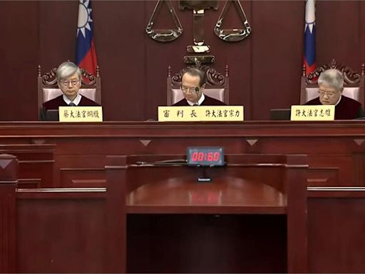 國會擴權法案攻防戰 憲法法庭裁准:暫停執行