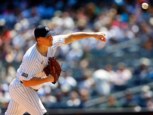 Corey Seager, rookie Cody Bradford lead Rangers past Yankees for a doubleheader split