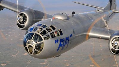 World War II planes to stop in Dubuque, offer flights, tours