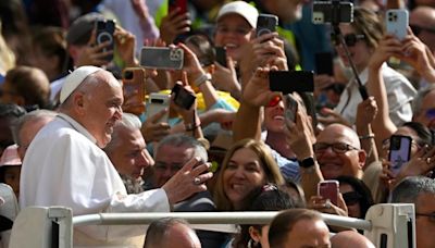 El papa dijo que ya hay mucha 'mariconería' en los seminarios, según medios italianos