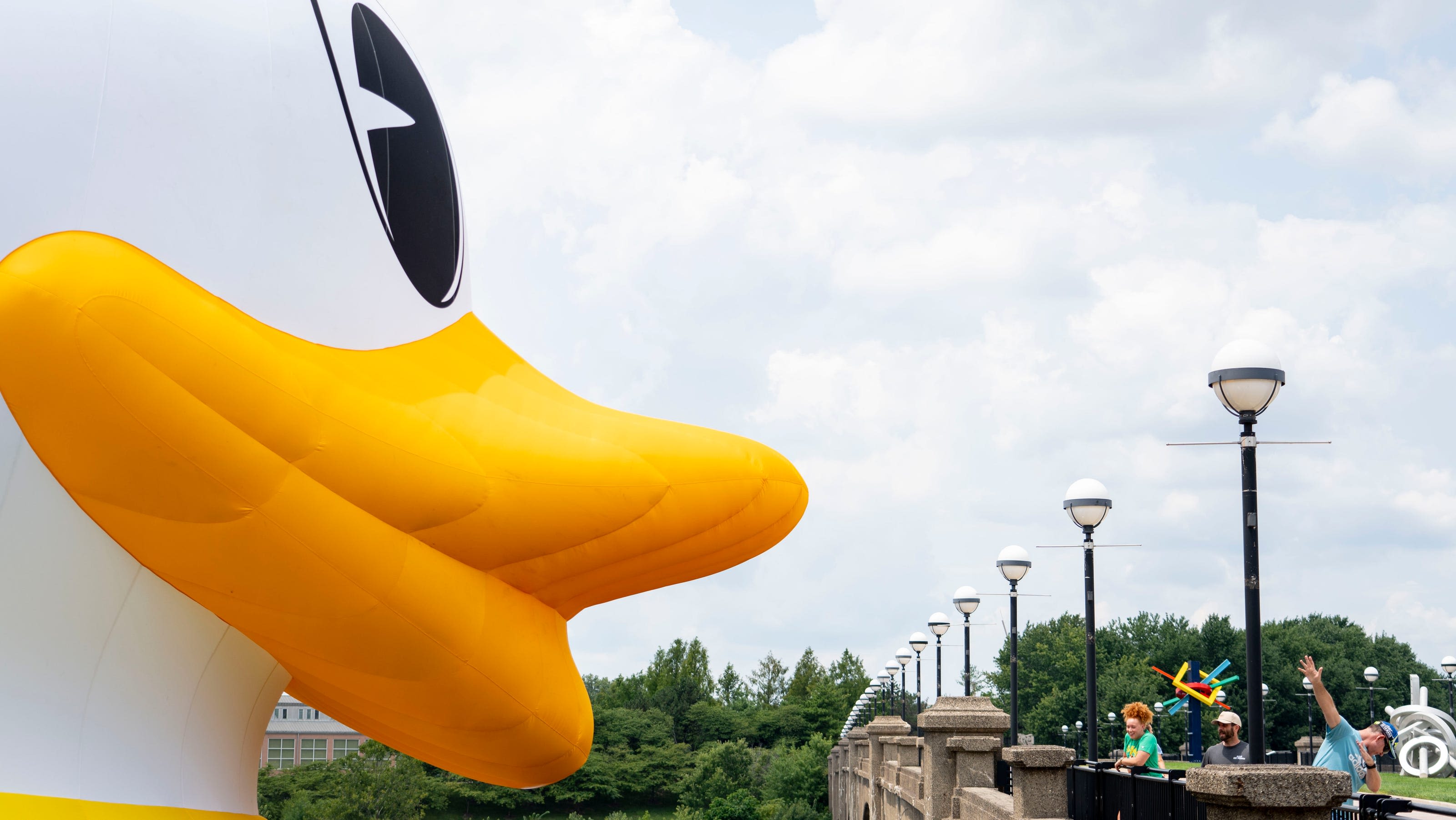 Oregon brings an inflatable duck to Indianapolis for Big Ten football media days