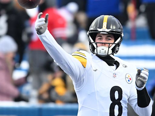 Steelers' Jaylen Warren Jabs Kenny Pickett, Praises New QBs