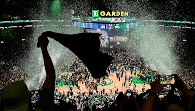Los Celtics ganan dos finales
