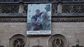 Francia | Arras rinde homenaje al profesor apuñalado en un colegio local