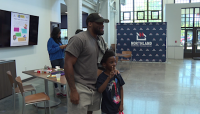 'I'm not just a football player': Buffalo Bills running back Ray Davis helps support foster youth in WNY