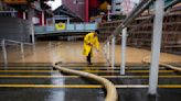 La lluvia deja 2 fallecidos en Hong Kong y causa inundaciones en el sur de China