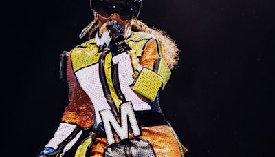 Missy Elliott, Pop World Builder, Brings a Hip-Hop Fantasia to Brooklyn