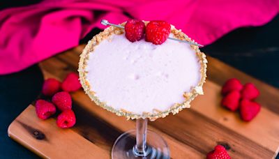 Garnish Dessert Cocktails With Graham Cracker Crumbs For A Pie-Inspired Drink