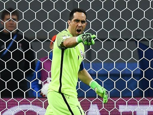 Claudio Bravo, arquero de Chile, y su complicada relación con Ter Stegen en el FC Barcelona: ‘Se dio cuenta que no me podía sacar de la portería’