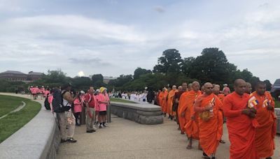 美國佛教界慶衛塞節 首度經行華盛頓紀念碑