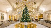 Los 12 mejores árboles de Navidad en hoteles del mundo